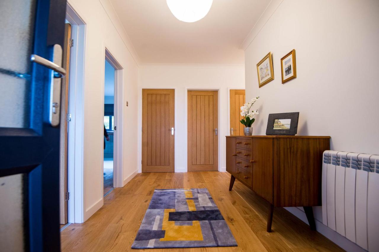 לאורן York Lodge- Spacious 3 Bed Bungalow With Wonderful Estuary Views מראה חיצוני תמונה