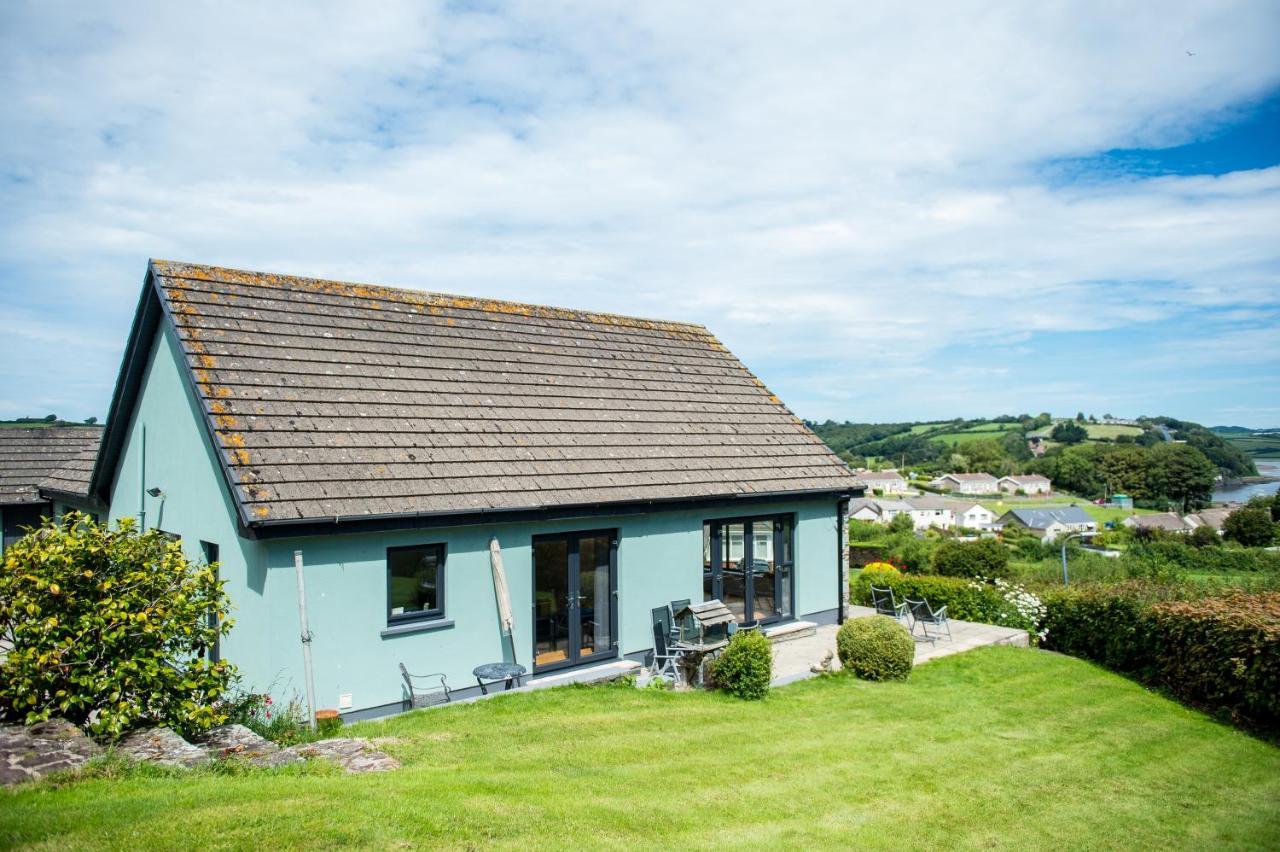 לאורן York Lodge- Spacious 3 Bed Bungalow With Wonderful Estuary Views מראה חיצוני תמונה